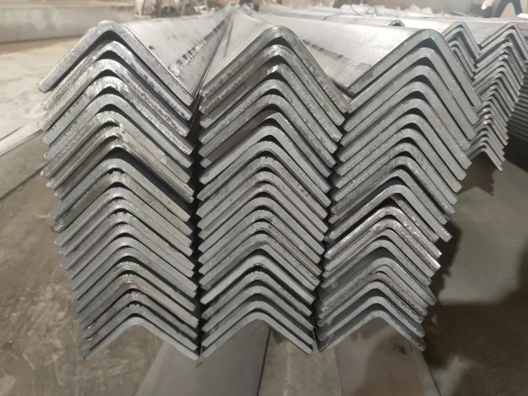 12Cr1MoV角鋼 75*75*8mm 現(xiàn)貨庫(kù)存